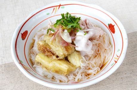 しゃぶしゃぶと焼きナスのそうめん